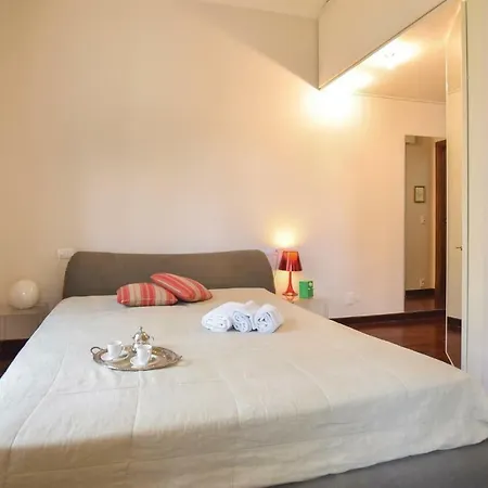 Three-bedroom In Αλμπένγκα